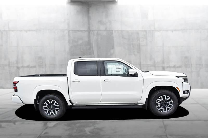 Nissan Frontier Vehicle Image 05