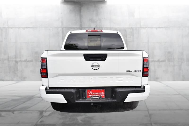 Nissan Frontier Vehicle Image 06
