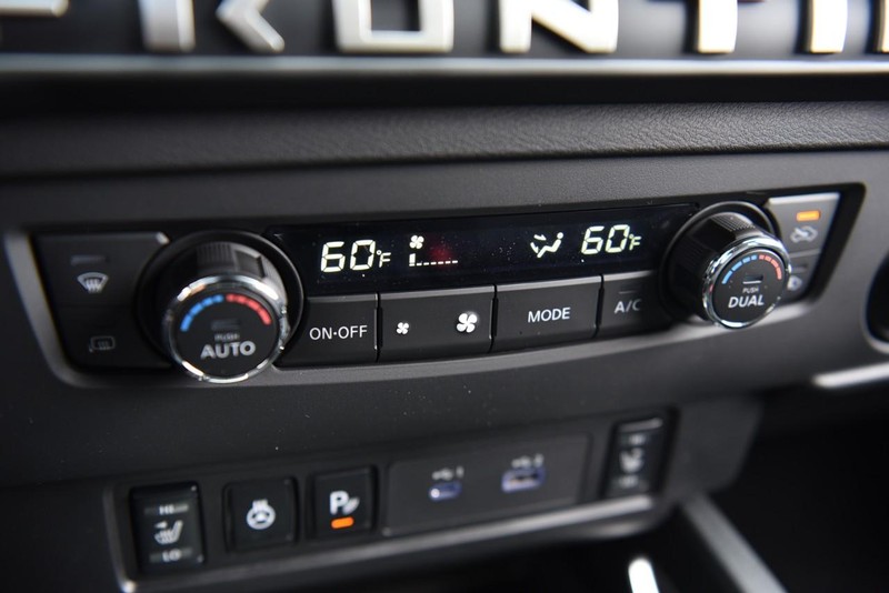 Nissan Frontier Vehicle Image 19