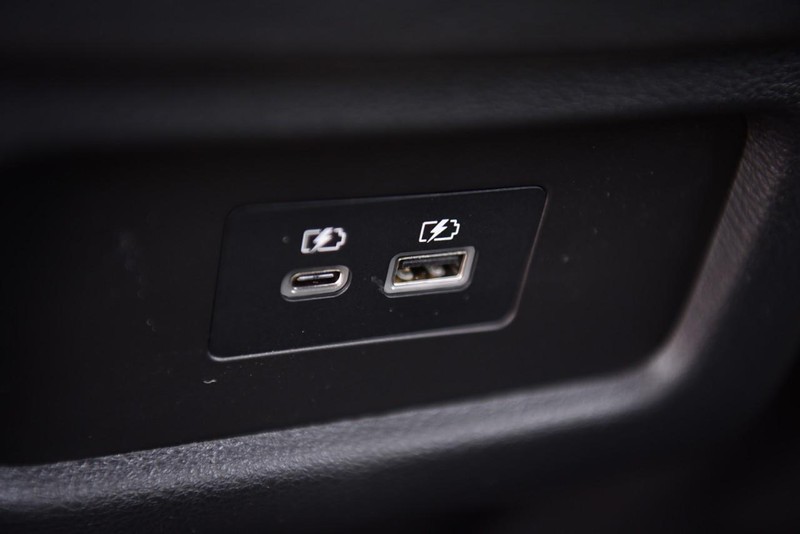 Nissan Pathfinder Vehicle Image 27