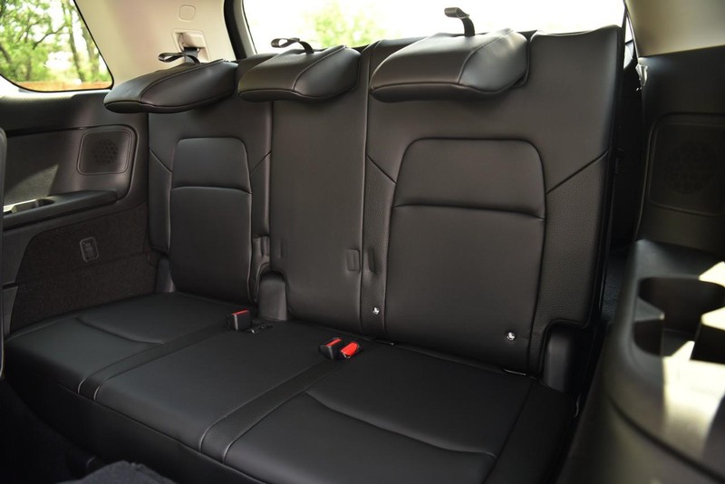 Nissan Pathfinder Vehicle Image 28