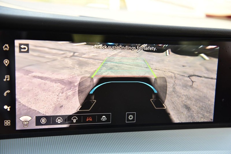 Nissan Murano Vehicle Image 18