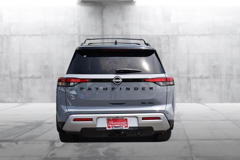 Nissan Pathfinder Vehicle Image 06