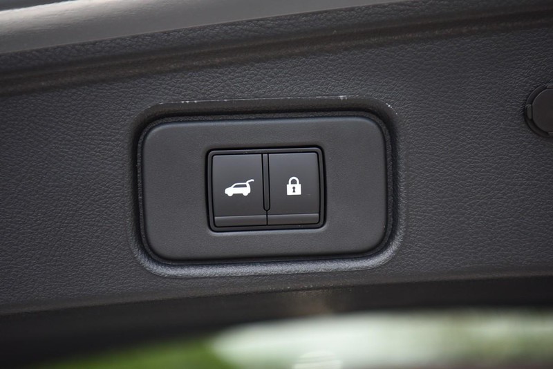 Nissan Pathfinder Vehicle Image 30