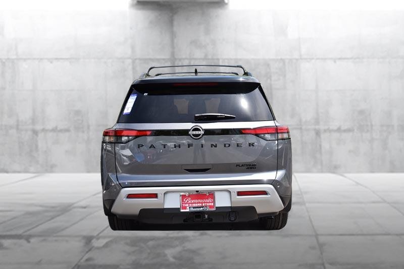 Nissan Pathfinder Vehicle Image 06