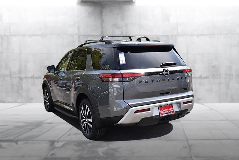 Nissan Pathfinder Vehicle Image 07