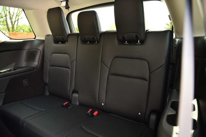 Nissan Pathfinder Vehicle Image 30