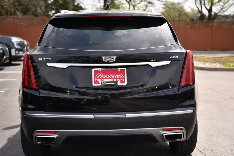 Cadillac XT5 Vehicle Image 06