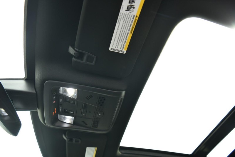 Cadillac XT5 Vehicle Image 23