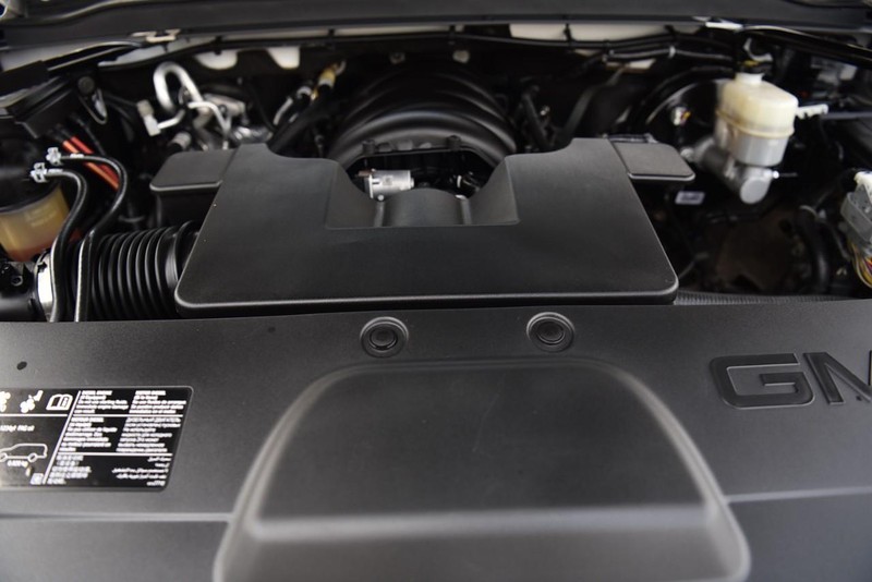 GMC Yukon Vehicle Image 31