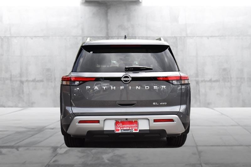Nissan Pathfinder Vehicle Image 06