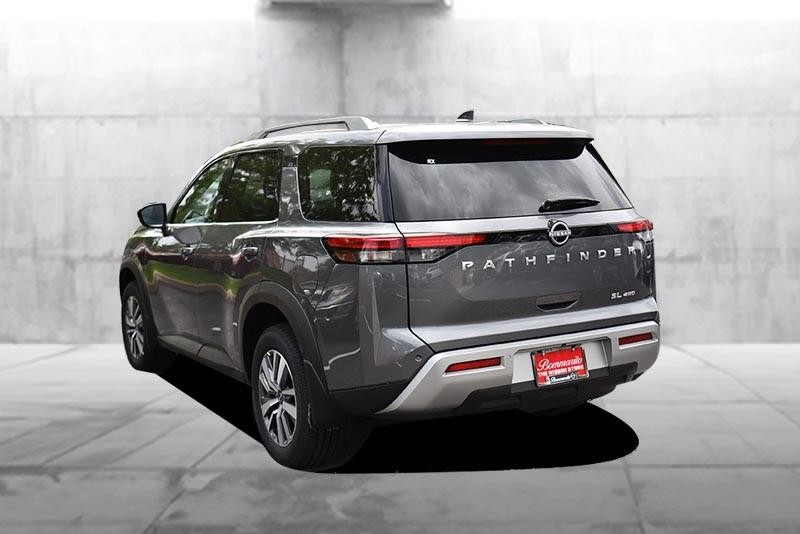 Nissan Pathfinder Vehicle Image 07