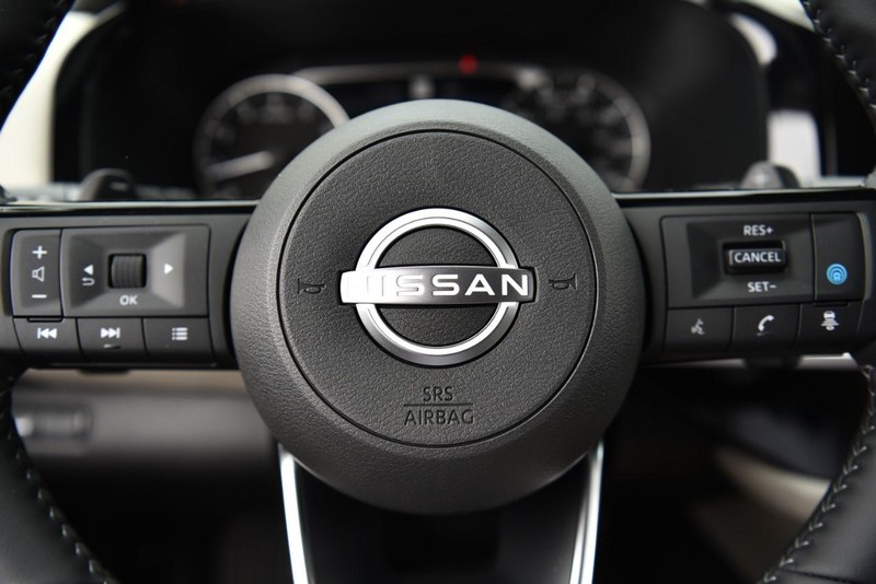 Nissan Pathfinder Vehicle Image 21