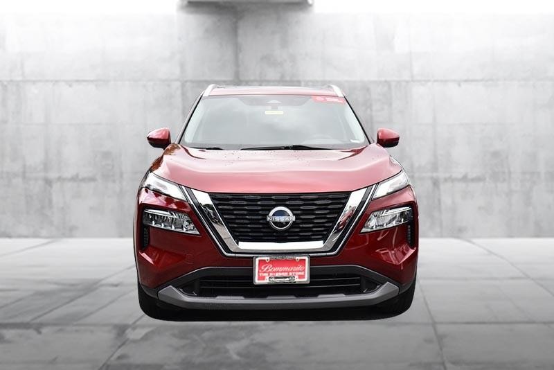 Nissan Rogue Vehicle Image 04