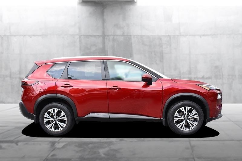 Nissan Rogue Vehicle Image 05