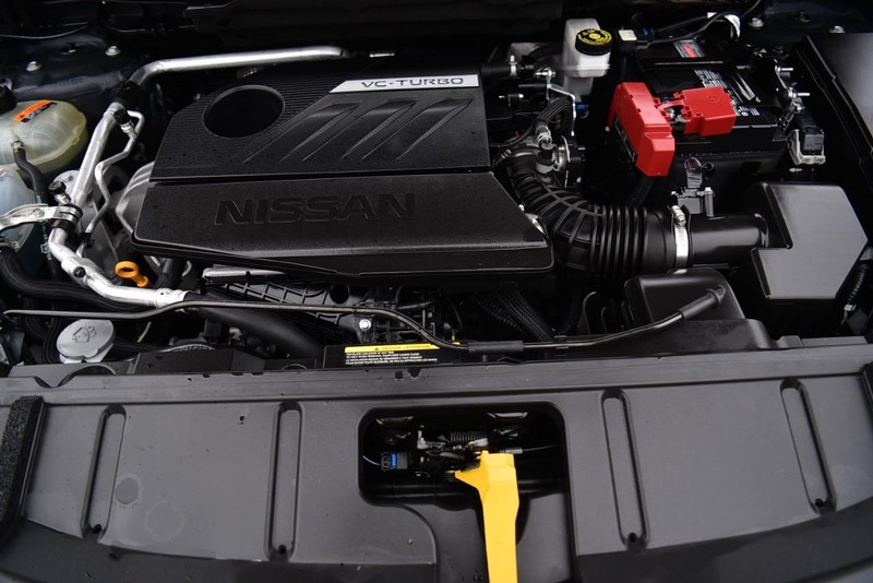 Nissan Rogue Vehicle Image 26