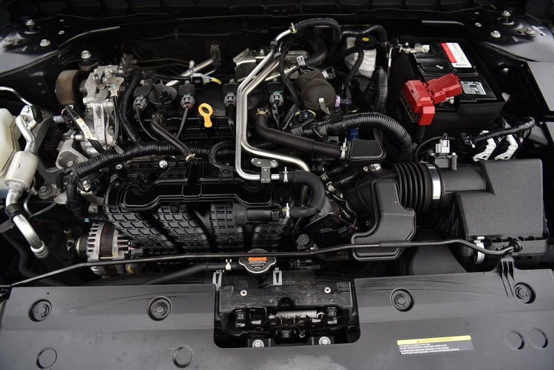 Nissan Altima Vehicle Image 26