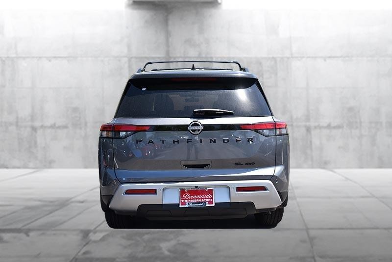 Nissan Pathfinder Vehicle Image 06
