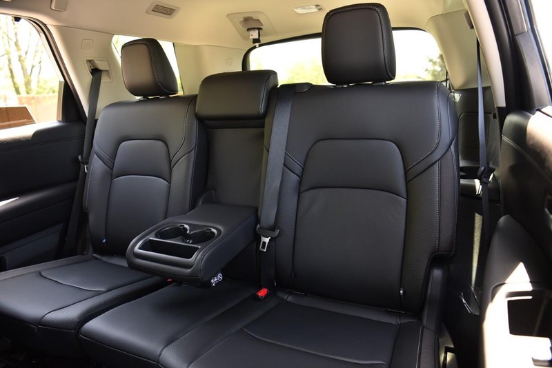 Nissan Pathfinder Vehicle Image 22