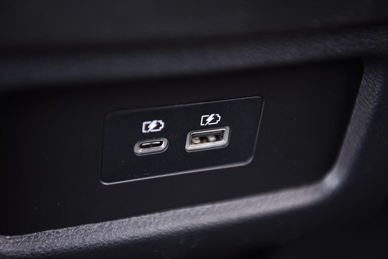 Nissan Pathfinder Vehicle Image 24