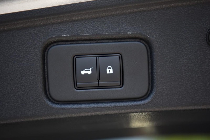 Nissan Pathfinder Vehicle Image 27