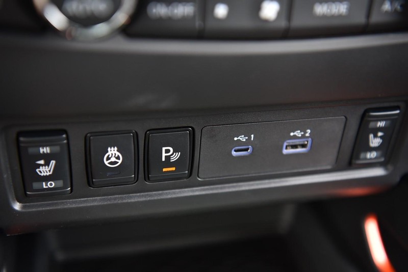 Nissan Frontier Vehicle Image 21
