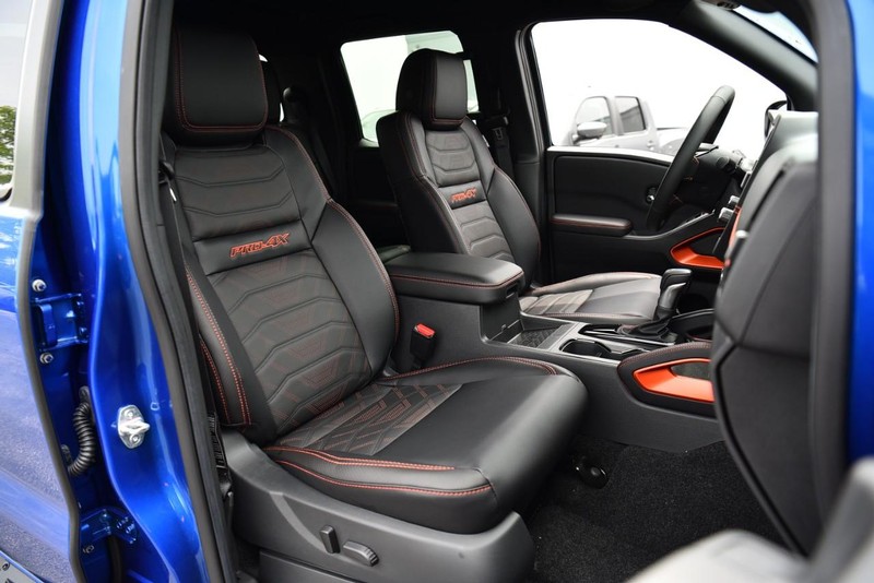 Nissan Frontier Vehicle Image 26