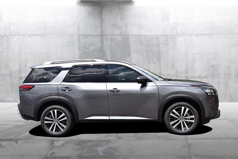 Nissan Pathfinder Vehicle Image 05