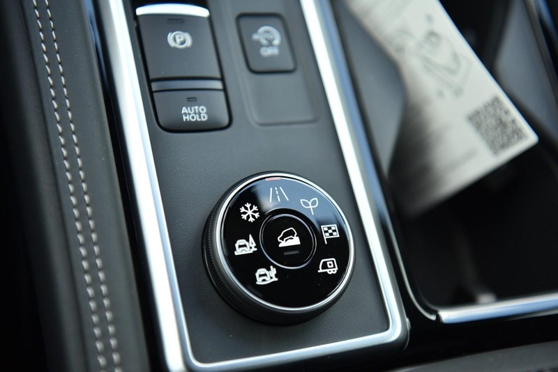 Nissan Pathfinder Vehicle Image 21