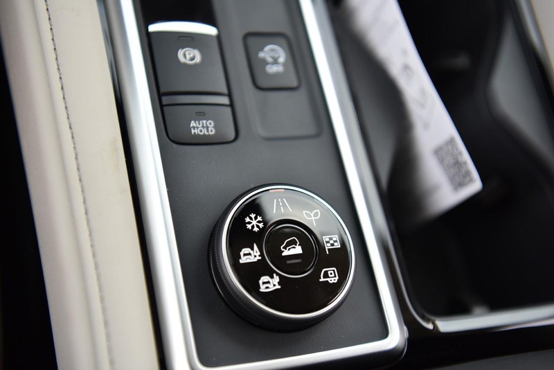 Nissan Pathfinder Vehicle Image 20
