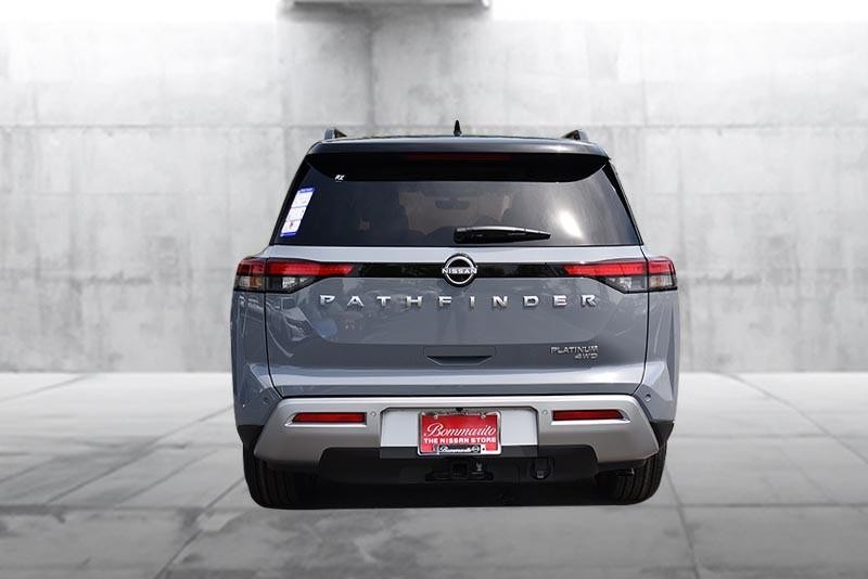 Nissan Pathfinder Vehicle Image 06