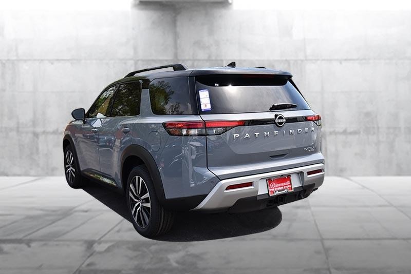 Nissan Pathfinder Vehicle Image 07