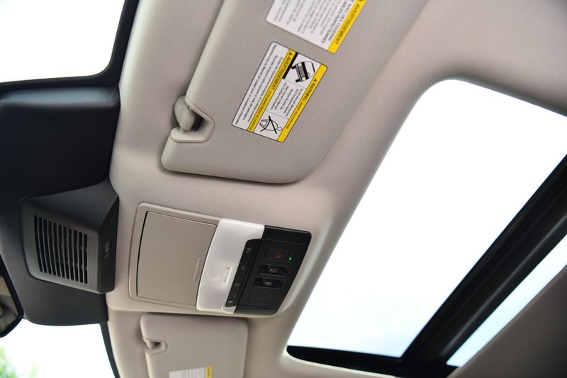 Nissan Pathfinder Vehicle Image 25