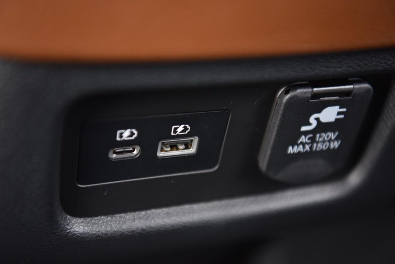 Nissan Pathfinder Vehicle Image 28