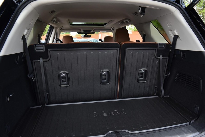 Nissan Pathfinder Vehicle Image 30