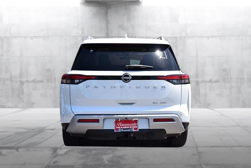 Nissan Pathfinder Vehicle Image 06