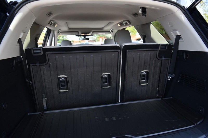 Nissan Pathfinder Vehicle Image 27