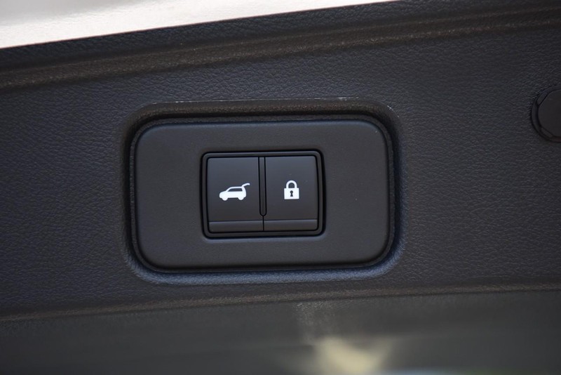Nissan Pathfinder Vehicle Image 28