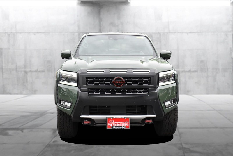 Nissan Frontier Vehicle Image 04