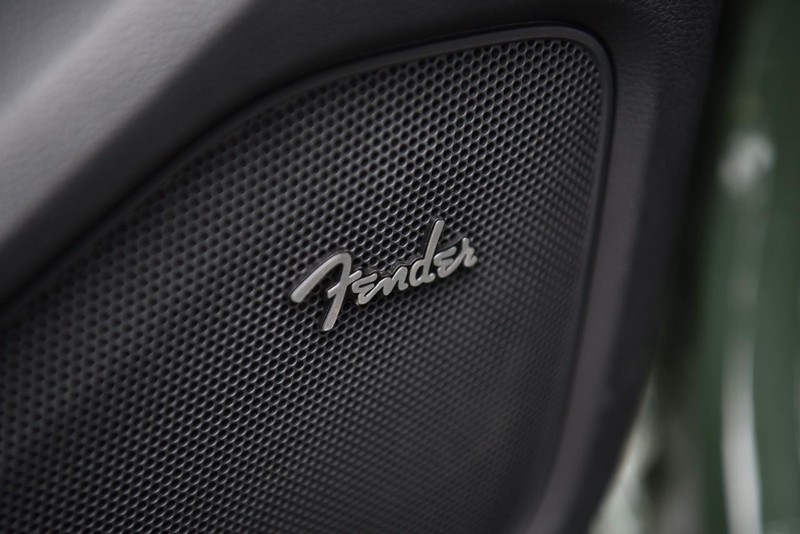 Nissan Frontier Vehicle Image 11