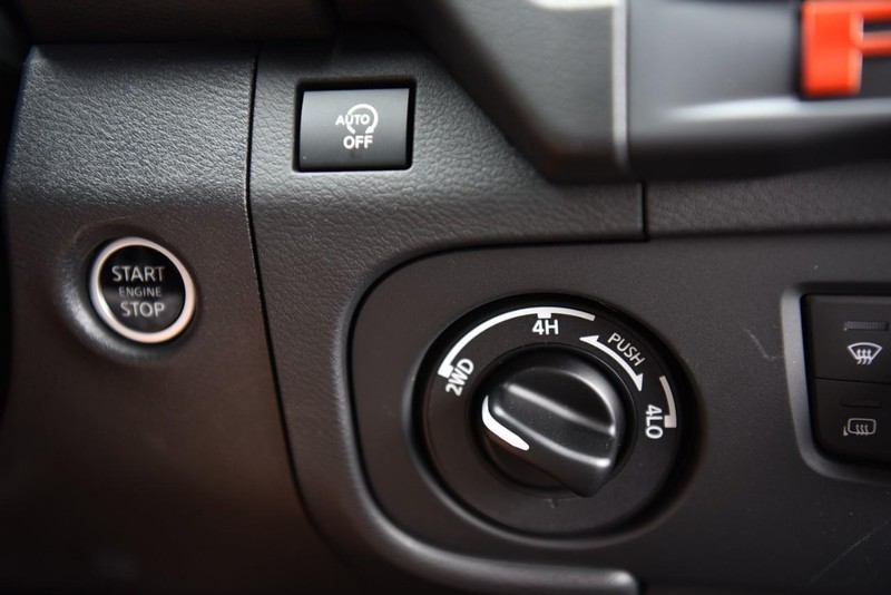 Nissan Frontier Vehicle Image 23