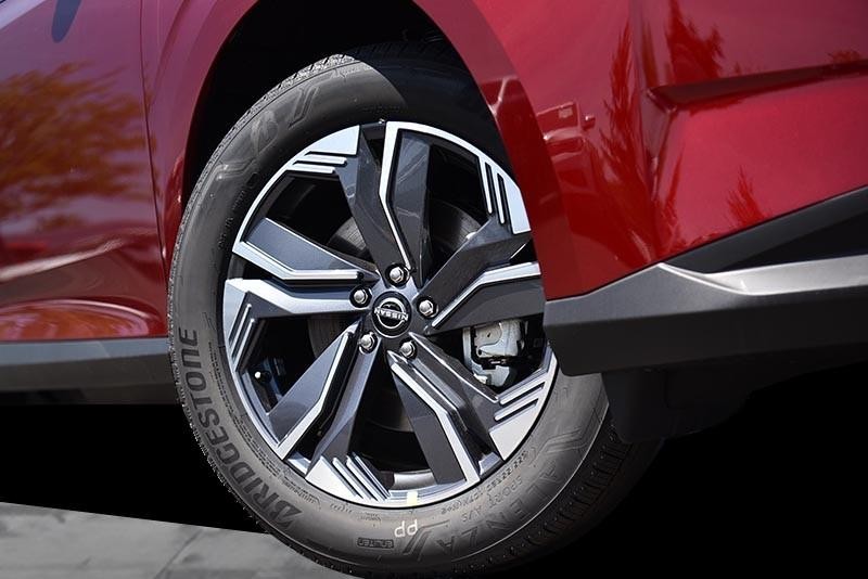 Nissan Murano Vehicle Image 03