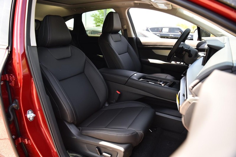 Nissan Murano Vehicle Image 24