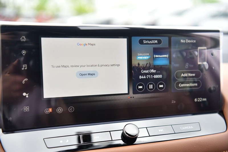 Nissan Rogue Vehicle Image 15