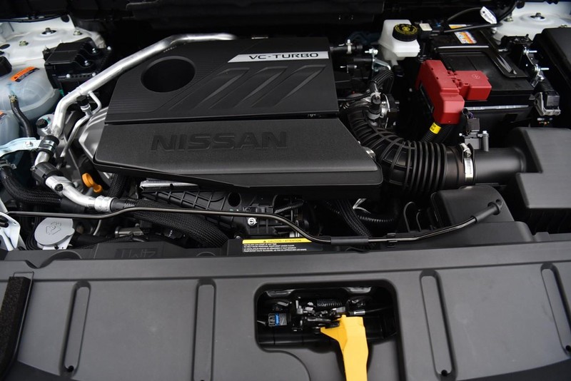 Nissan Rogue Vehicle Image 28