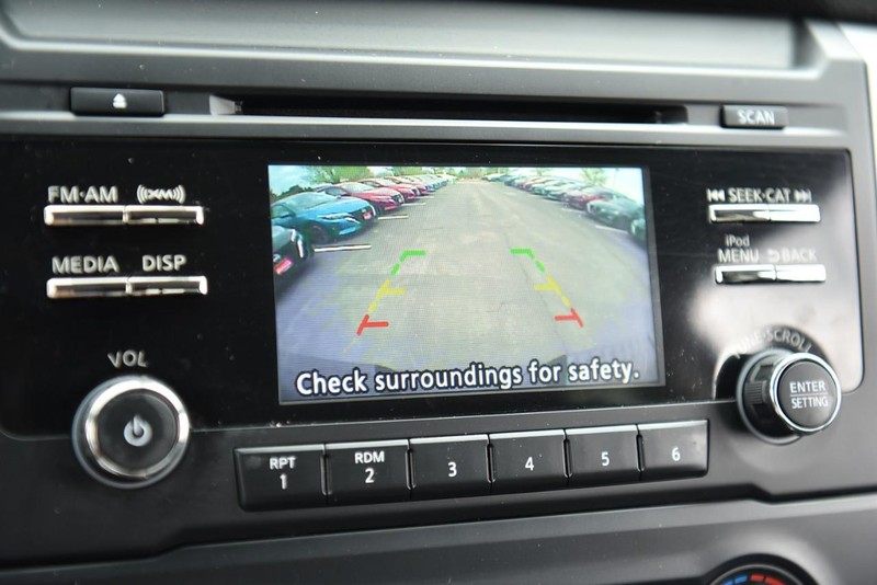 Nissan Titan Vehicle Image 15