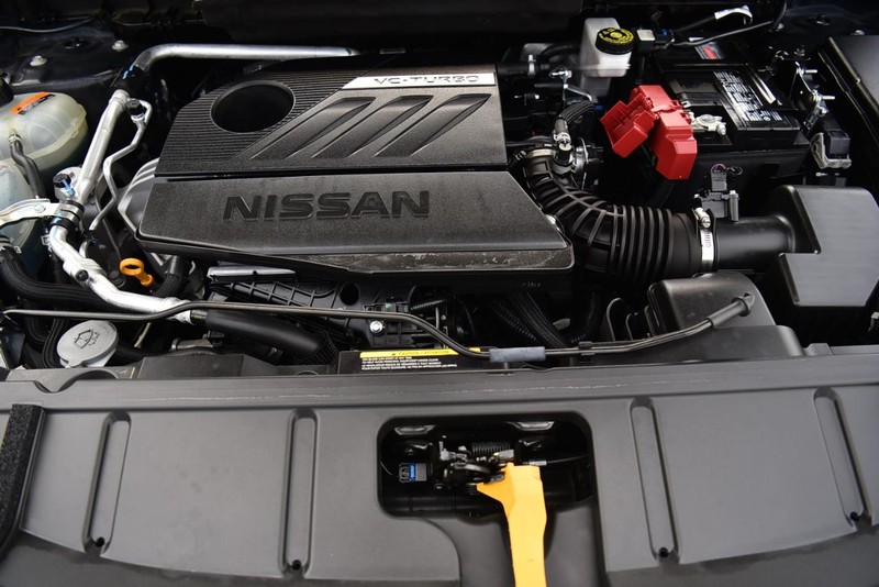 Nissan Rogue Vehicle Image 26