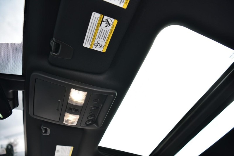 Nissan Titan Vehicle Image 27