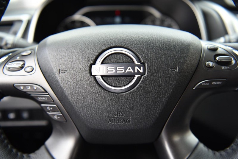 Nissan Murano Vehicle Image 20