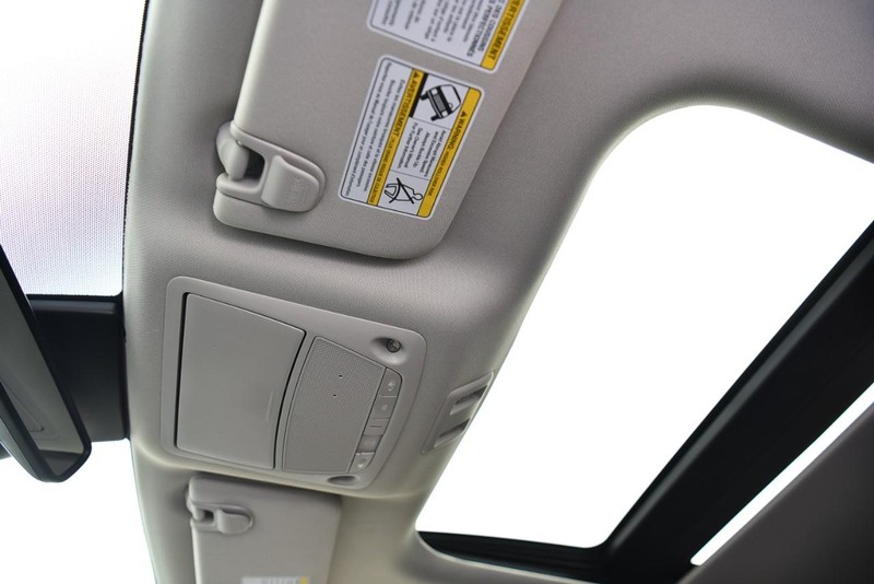 Nissan Murano Vehicle Image 23